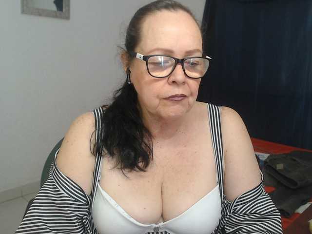 karime99 live webcam show