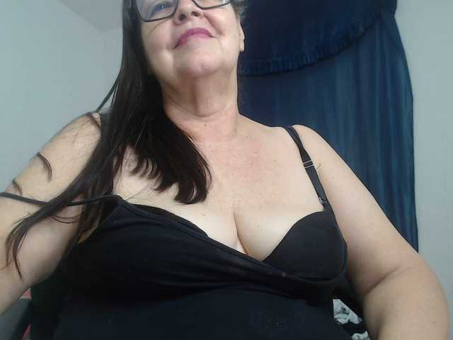 karime99's BongaCams show and profile