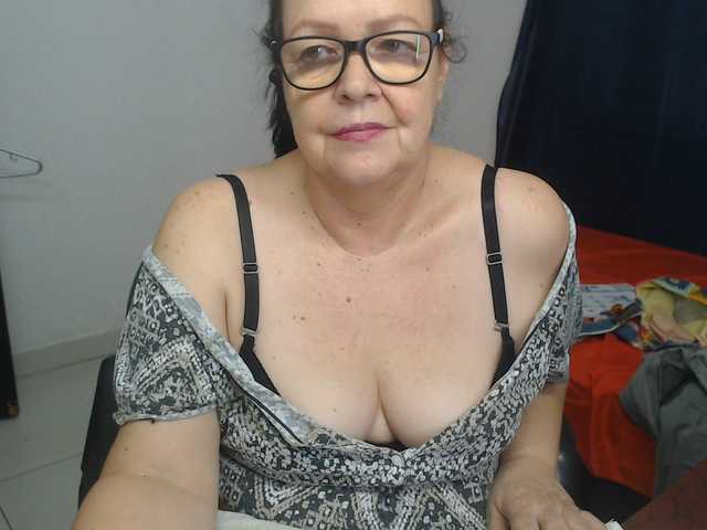 karime99 live webcam show