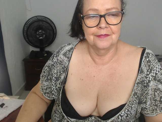 karime99 live cam