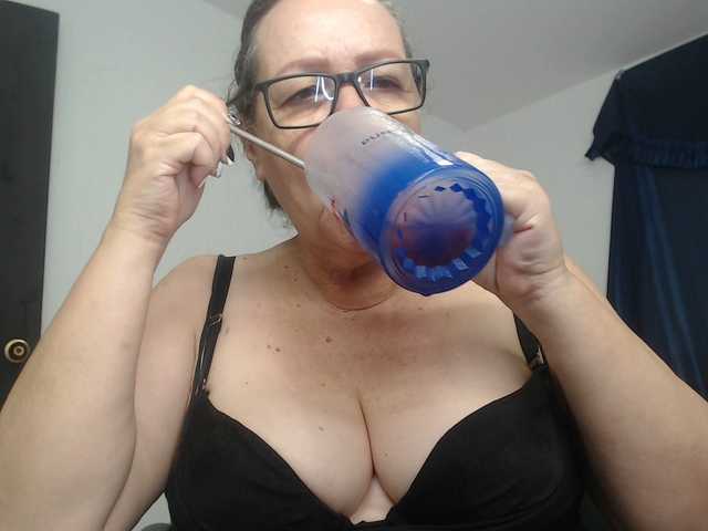 karime99's BongaCams show and profile