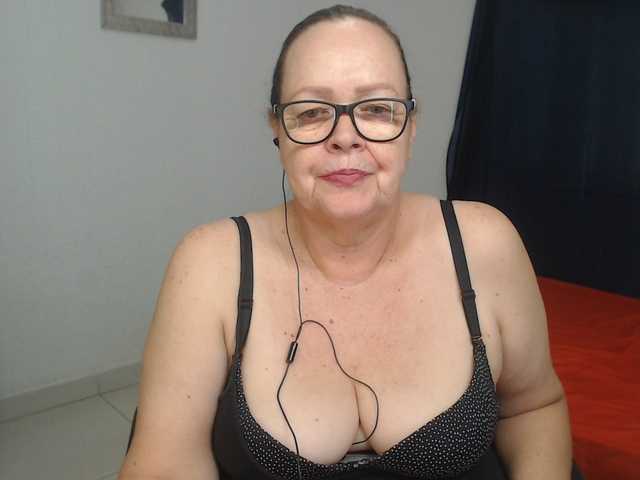 karime99 live webcam show