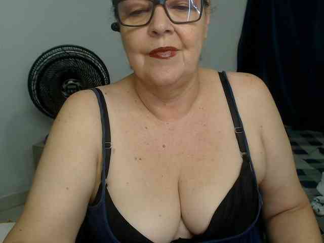 karime99 Live Webcam on BongaCams