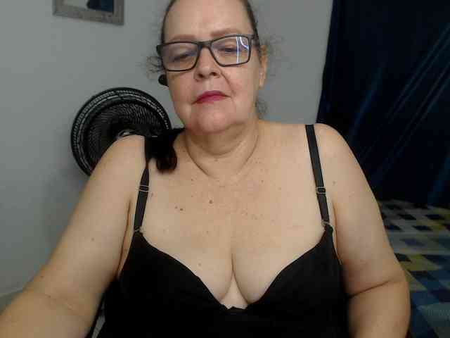 karime99 Live Webcam on BongaCams