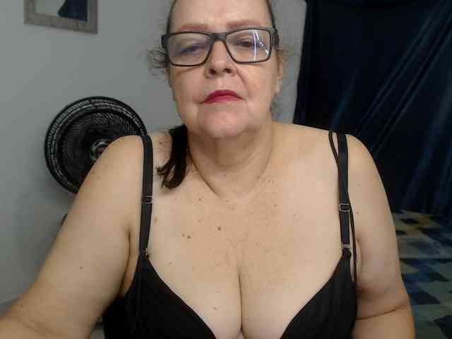 karime99 Live Webcam on BongaCams