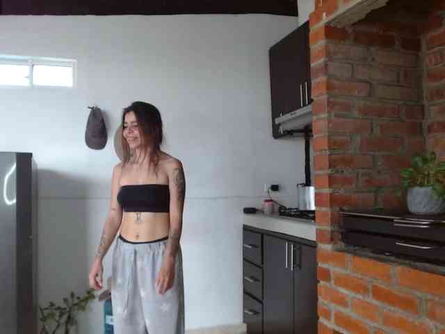 millyxnicoll1 webcam