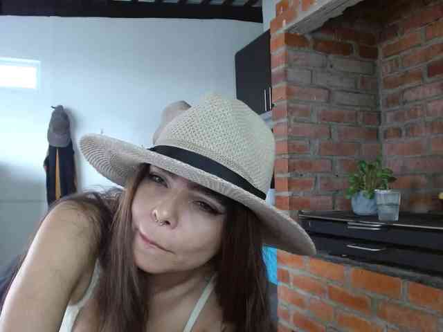 millyxnicoll1