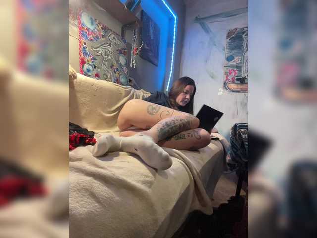 Magictrick1 live cam on BongaCams