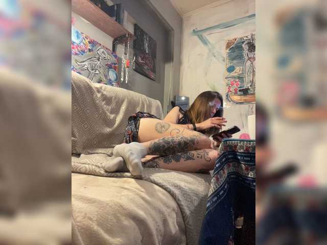 Magictrick1 live cam on BongaCams