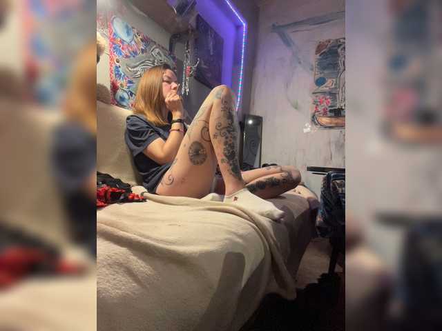 Magictrick1 live cam on BongaCams