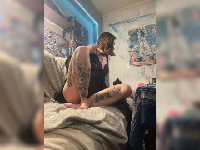 Magictrick1 live cam on BongaCams