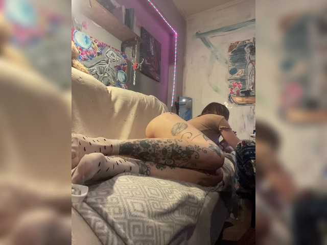 Magictrick1 live cam on BongaCams