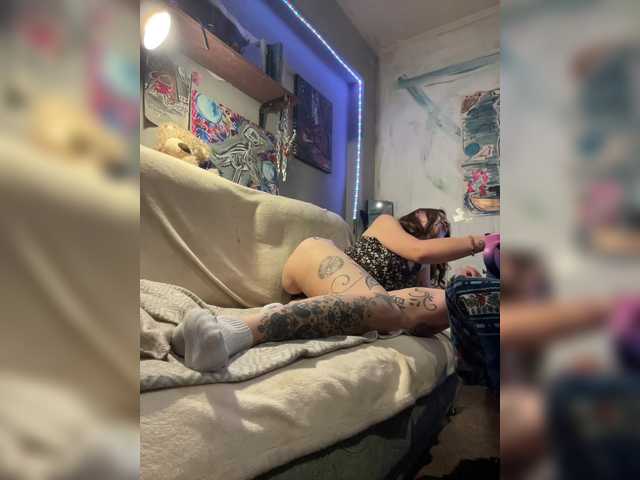 Magictrick1 live cam on BongaCams