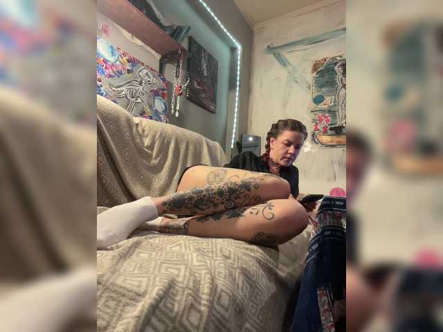 Magictrick1 live cam on BongaCams