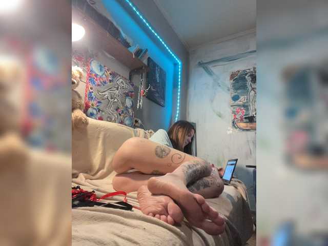 Magictrick1 live cam on BongaCams