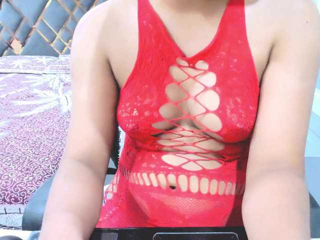 Indiankitty11 live cam on BongaCams