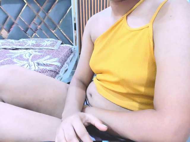 Indiankitty11 live cam on BongaCams