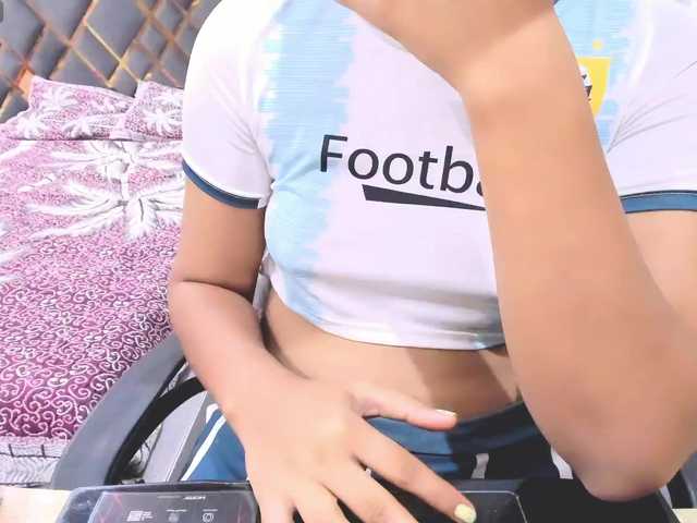 Indiankitty11 live cam on BongaCams