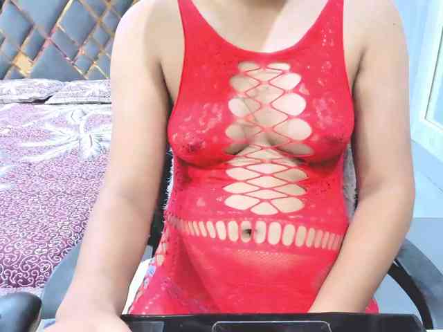 Indiankitty11 webcam