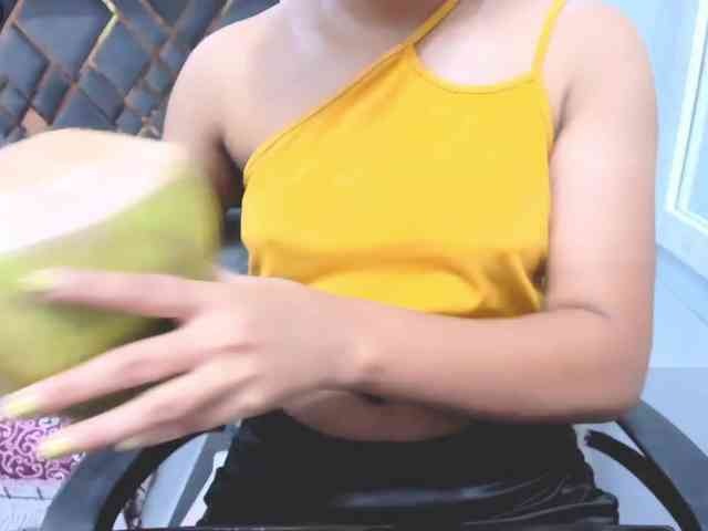 Indiankitty11 webcam
