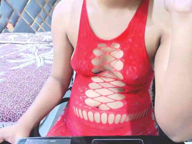 Indiankitty11 webcam