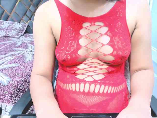 Indiankitty11 webcam