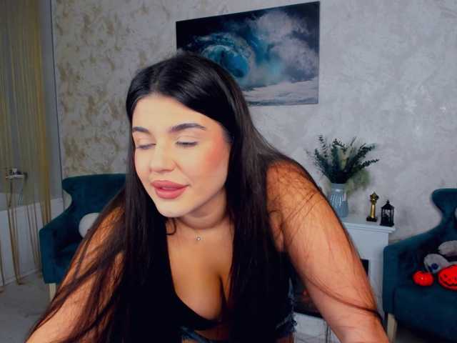 SnowingWinter live cam on BongaCams