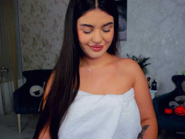 SnowingWinter live cam on BongaCams