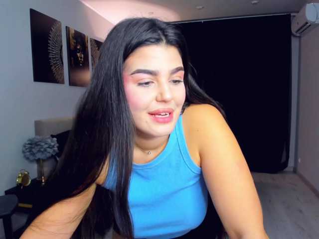 SnowingWinter live cam on BongaCams