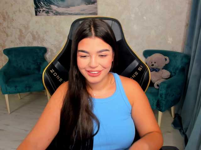 SnowingWinter live cam on BongaCams