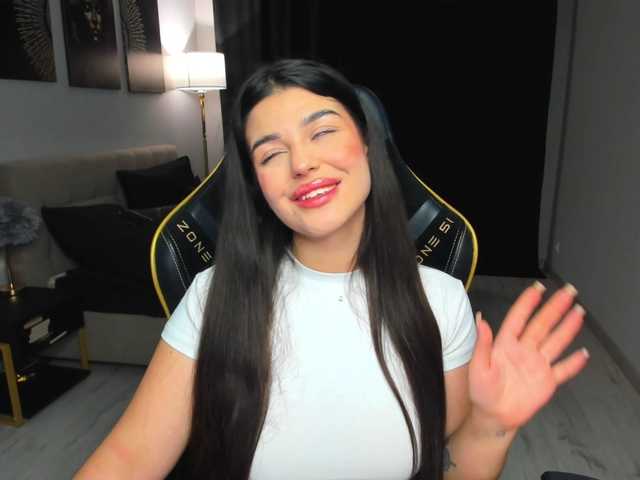 SnowingWinter live cam on BongaCams