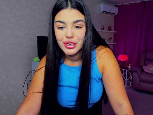 SnowingWinter live cam on BongaCams