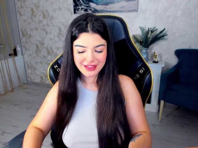 SnowingWinter live cam on BongaCams