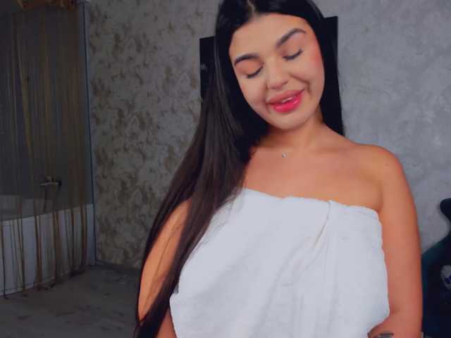 SnowingWinter live cam on BongaCams