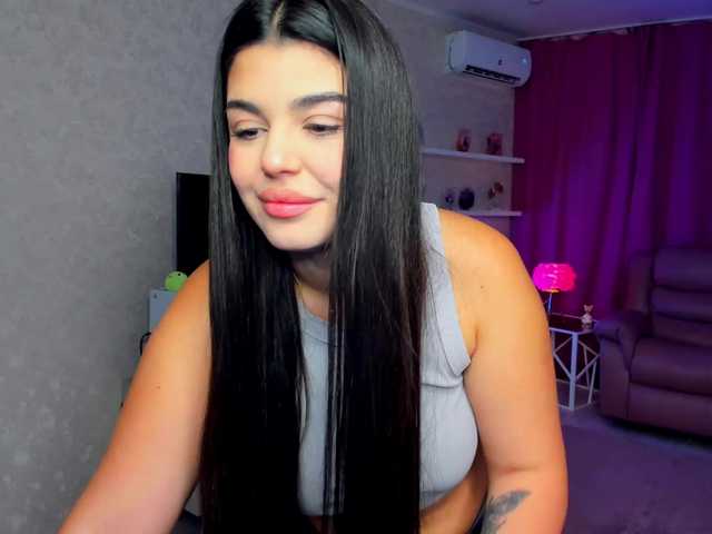 SnowingWinter live cam on BongaCams
