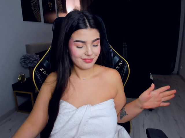 SnowingWinter live cam preview