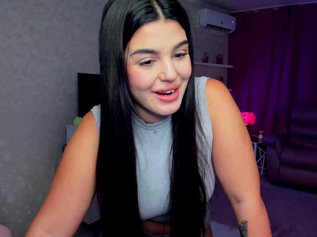 SnowingWinter live cam on BongaCams