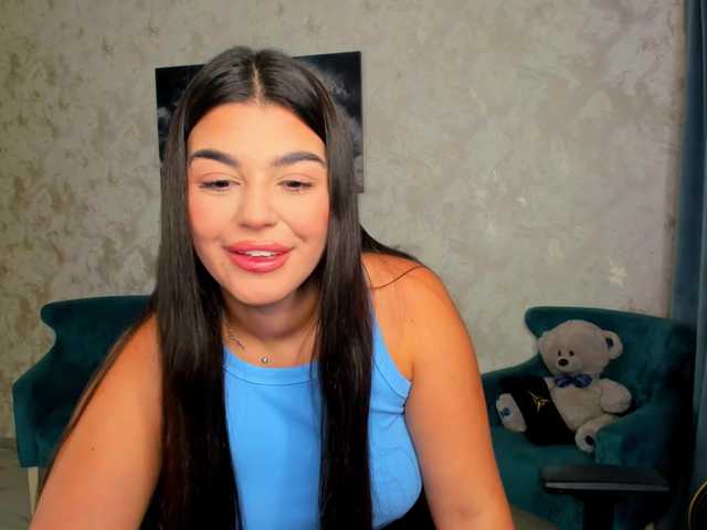 SnowingWinter live cam on BongaCams