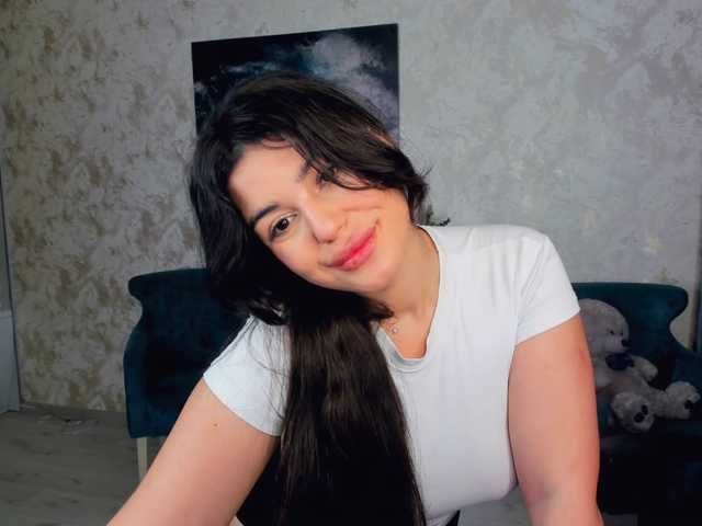 SnowingWinter live cam on BongaCams