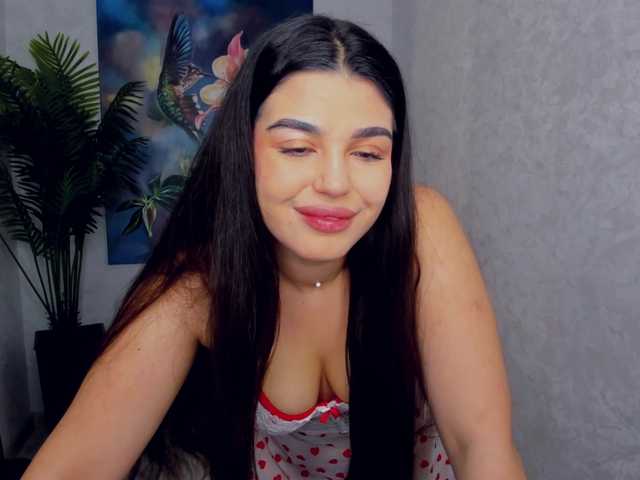 SnowingWinter live cam on BongaCams