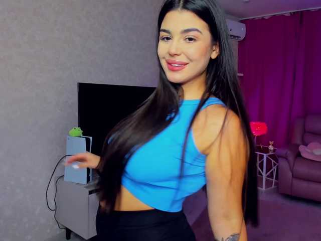 SnowingWinter live cam on BongaCams
