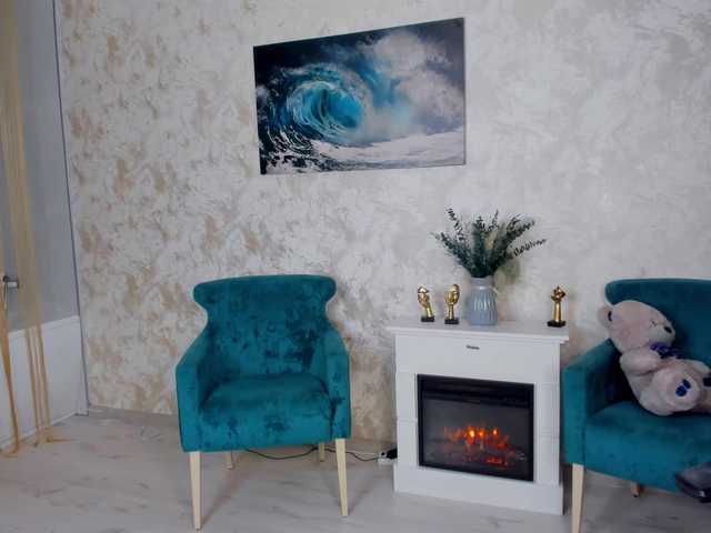 SnowingWinter live cam on BongaCams