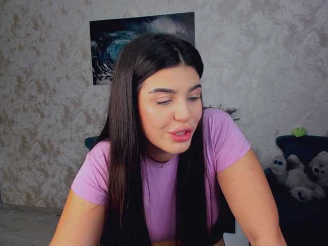 SnowingWinter live cam on BongaCams