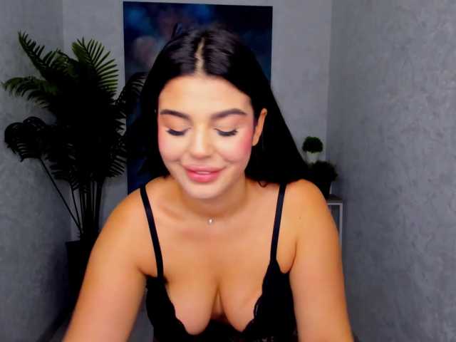 SnowingWinter live cam on BongaCams