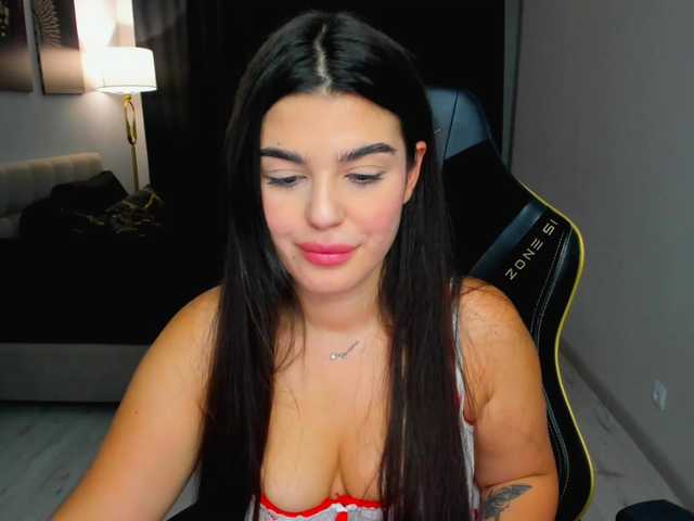 SnowingWinter live cam on BongaCams