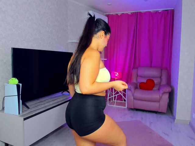 SnowingWinter live cam on BongaCams
