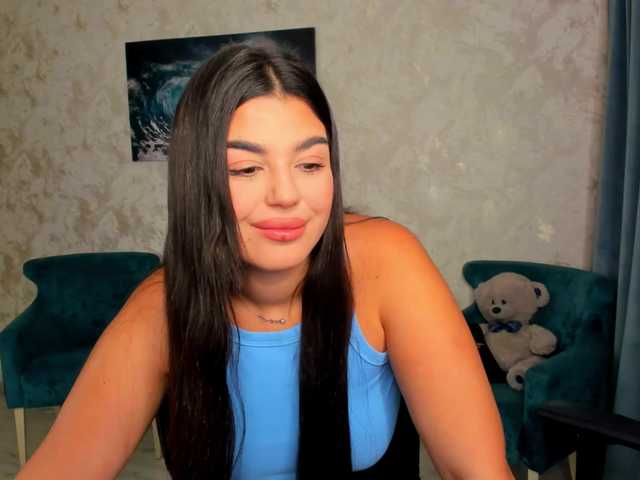 SnowingWinter live cam on BongaCams
