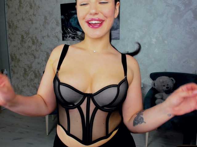 SnowingWinter live cam on BongaCams
