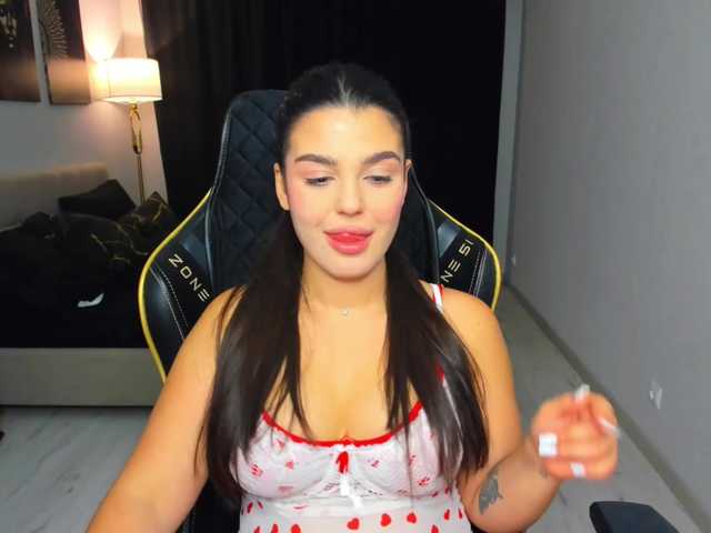 SnowingWinter live cam on BongaCams