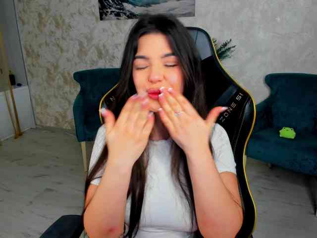 SnowingWinter webcam